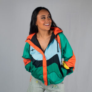 chaqueta impermeable montaña
