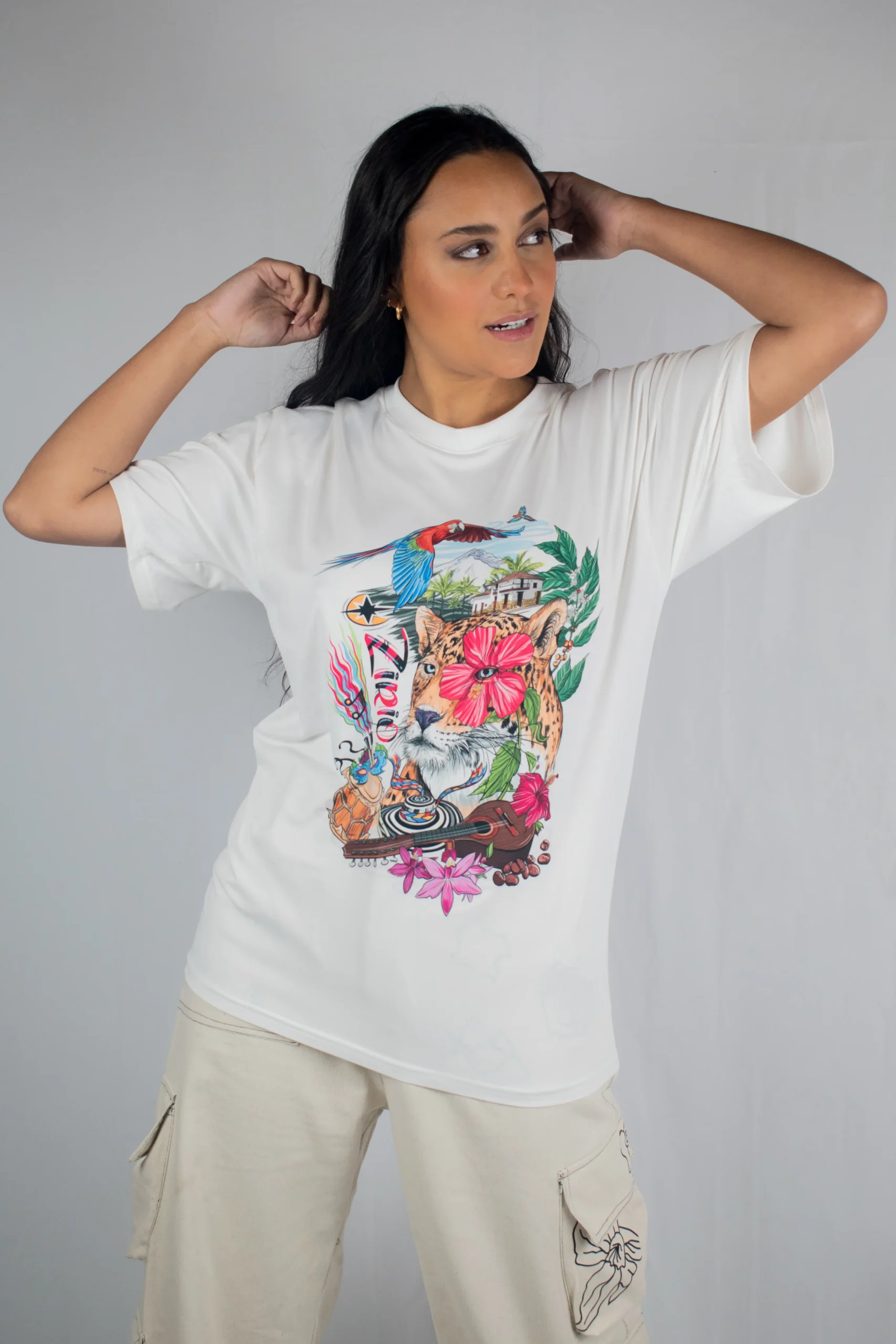 CAMISETA SOSTENIBLE PERSONALIZADA BOTELLAS PET RECICLADAS 2 camiseta sostenible